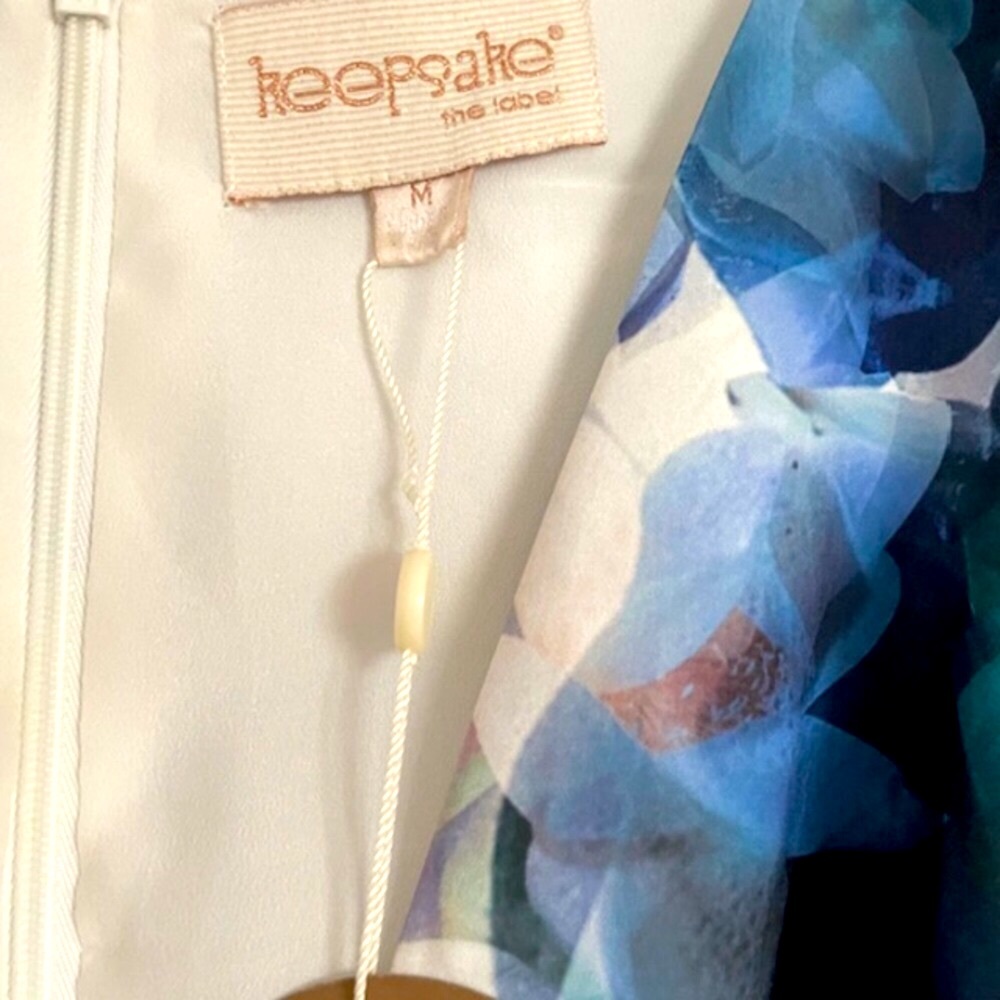 Keepsake V-plunge peplum dress - Picture 6 of 12